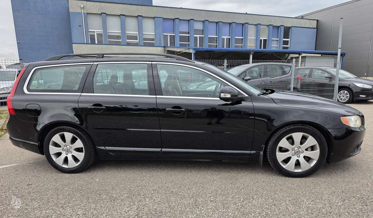 Volvo V70 - 4