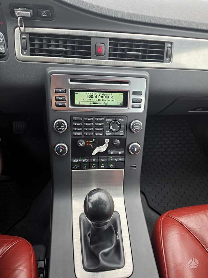 Volvo V70 - 10