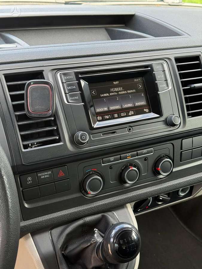 Volkswagen Transporter - 8