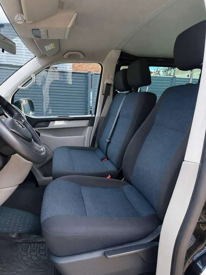 Volkswagen Transporter - 11