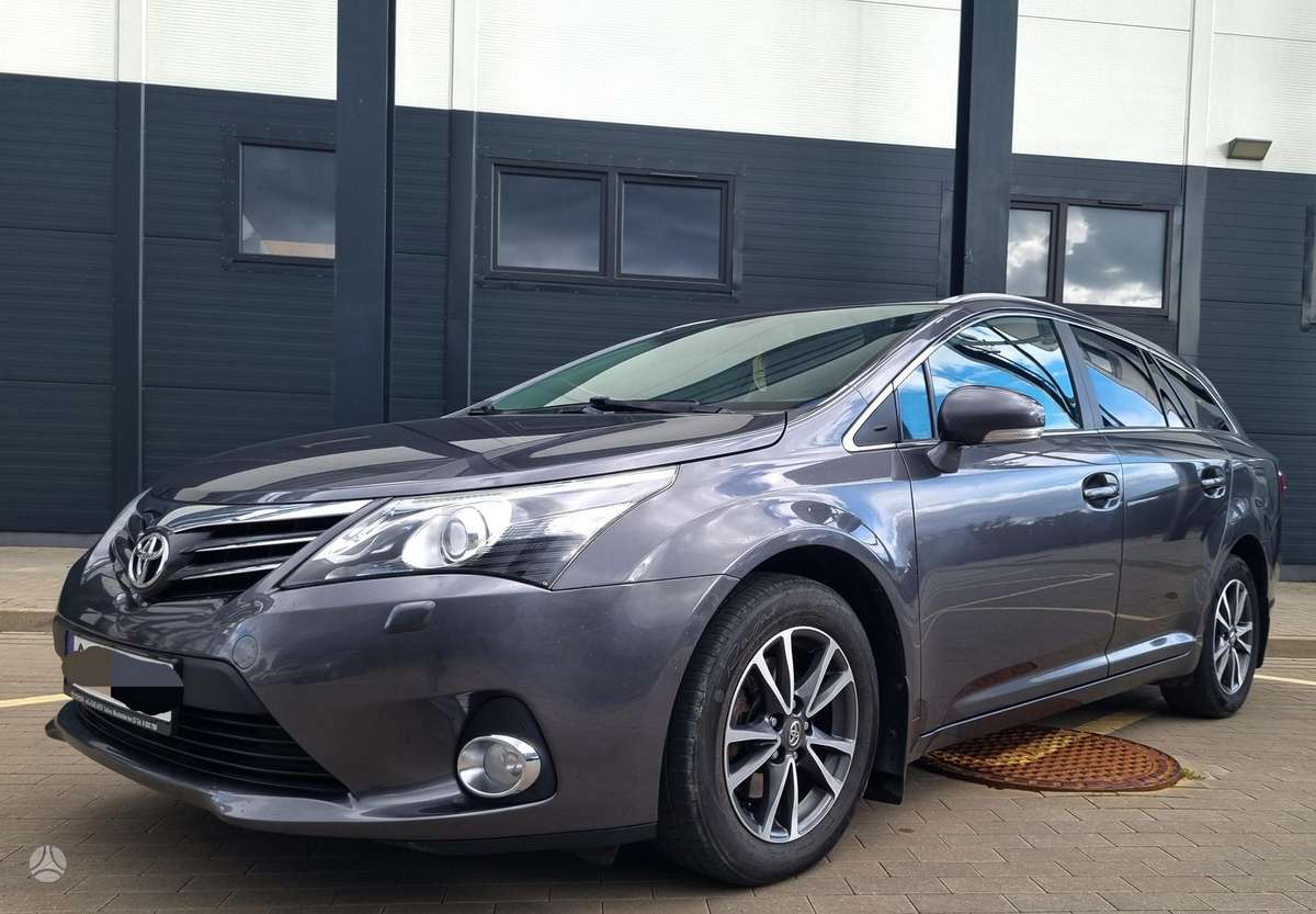 Toyota Avensis - 5
