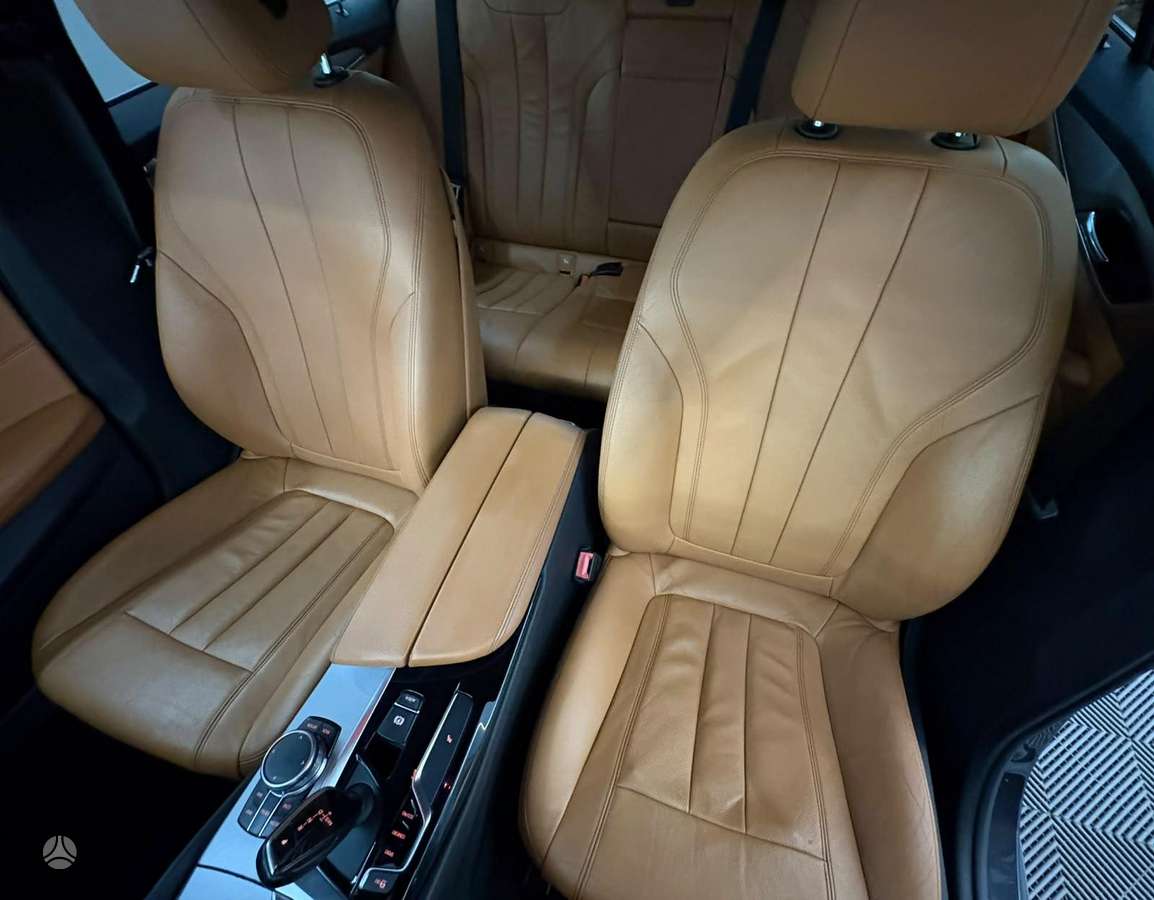 BMW 520, 2.0 l., Седан