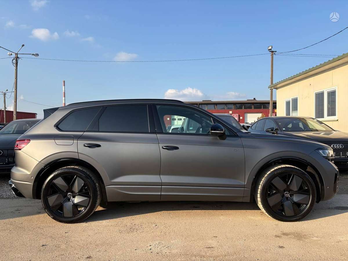 Volkswagen Touareg - 5