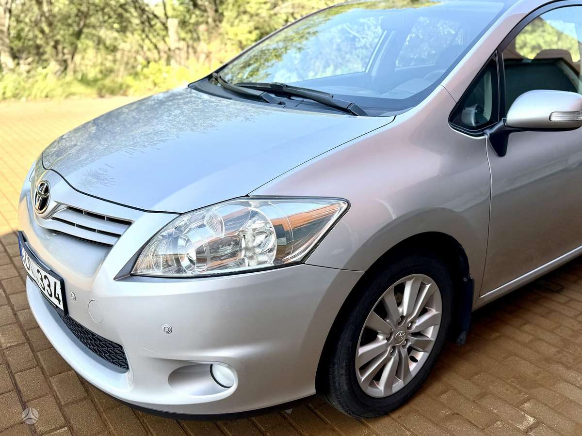 Toyota Auris - 3