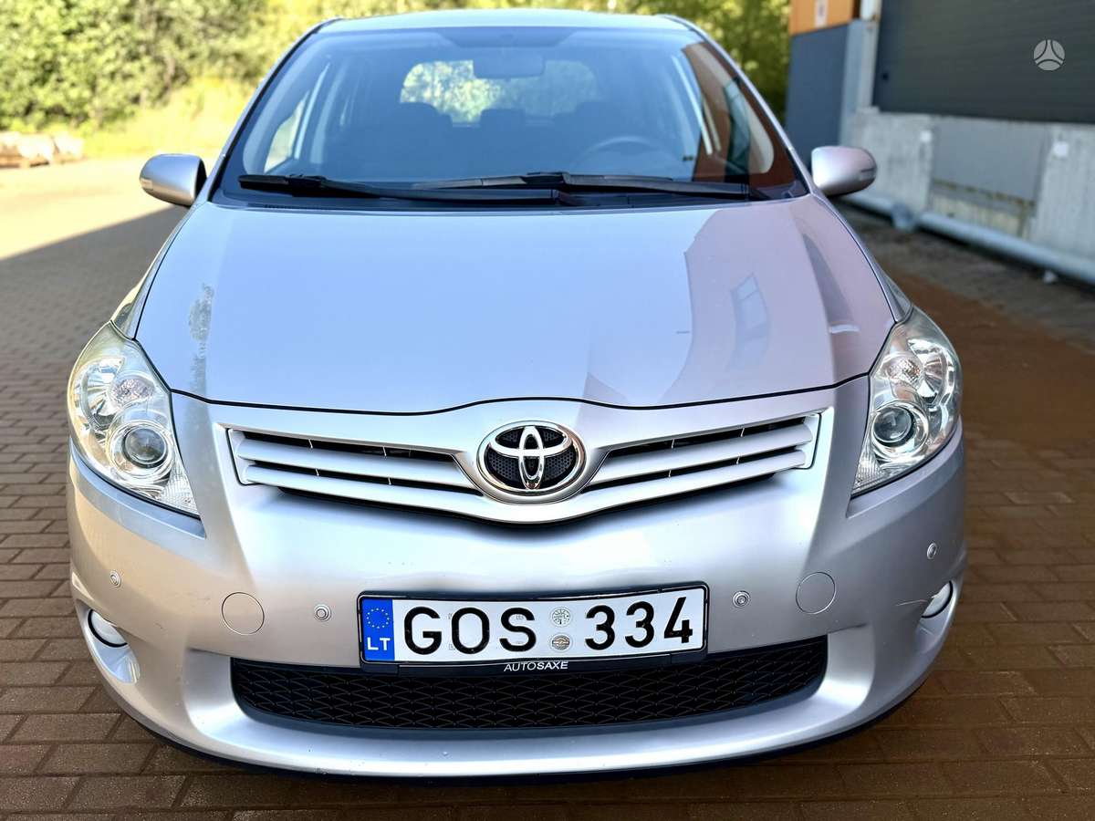 Toyota Auris - 4