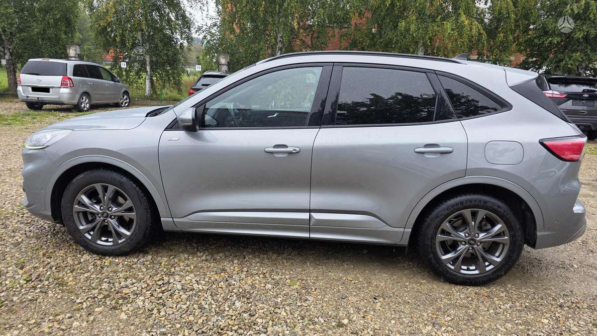 Ford Kuga - 8