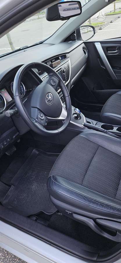 Toyota Auris - 4