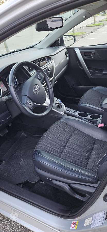 Toyota Auris - 6