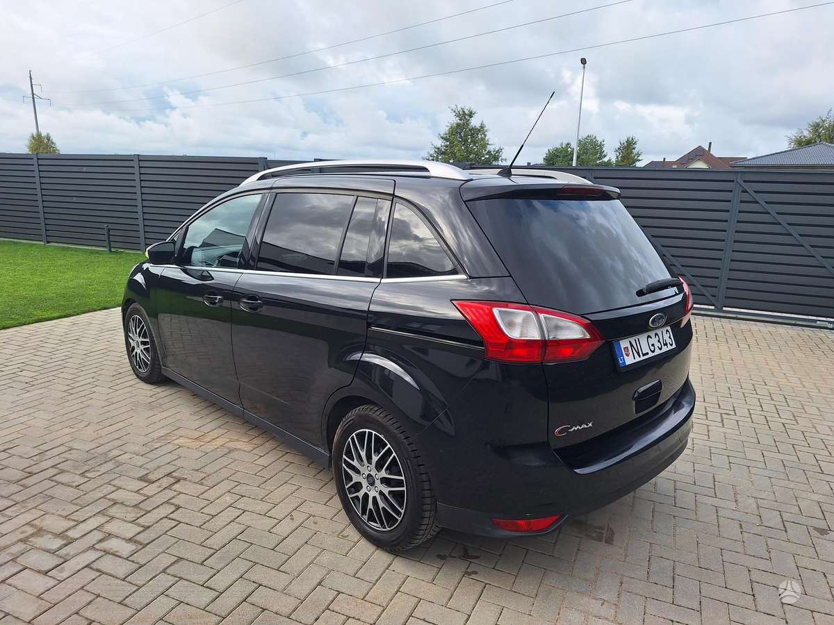 Ford Grand C-MAX - 3