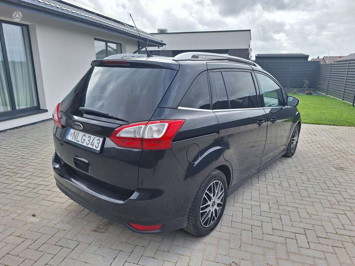 Ford Grand C-MAX - 4