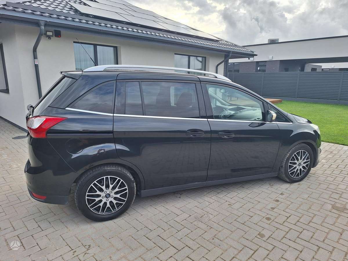 Ford Grand C-MAX - 5
