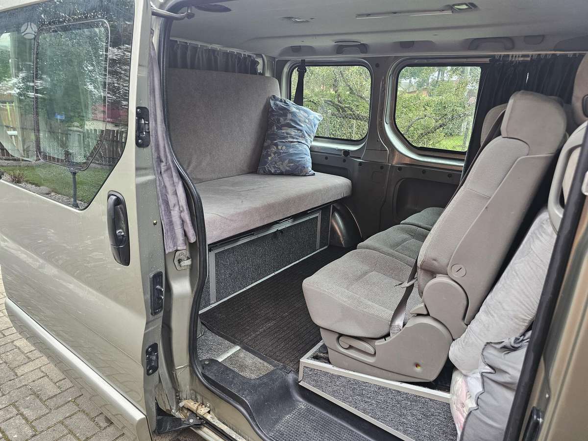 Renault Trafic - 6