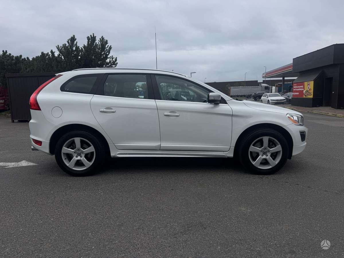 Volvo XC60 - 4