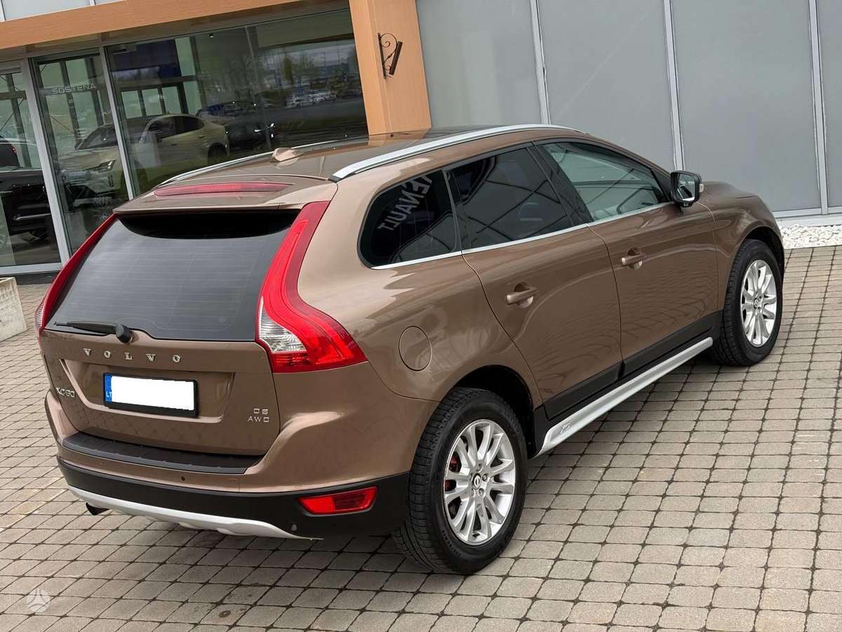 Volvo XC60 - 10