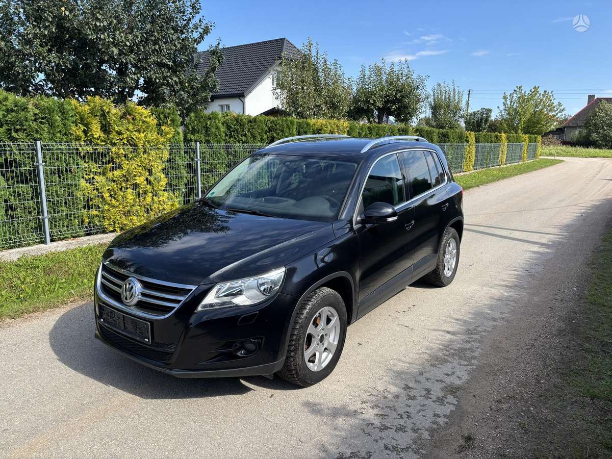 Volkswagen Tiguan - 4