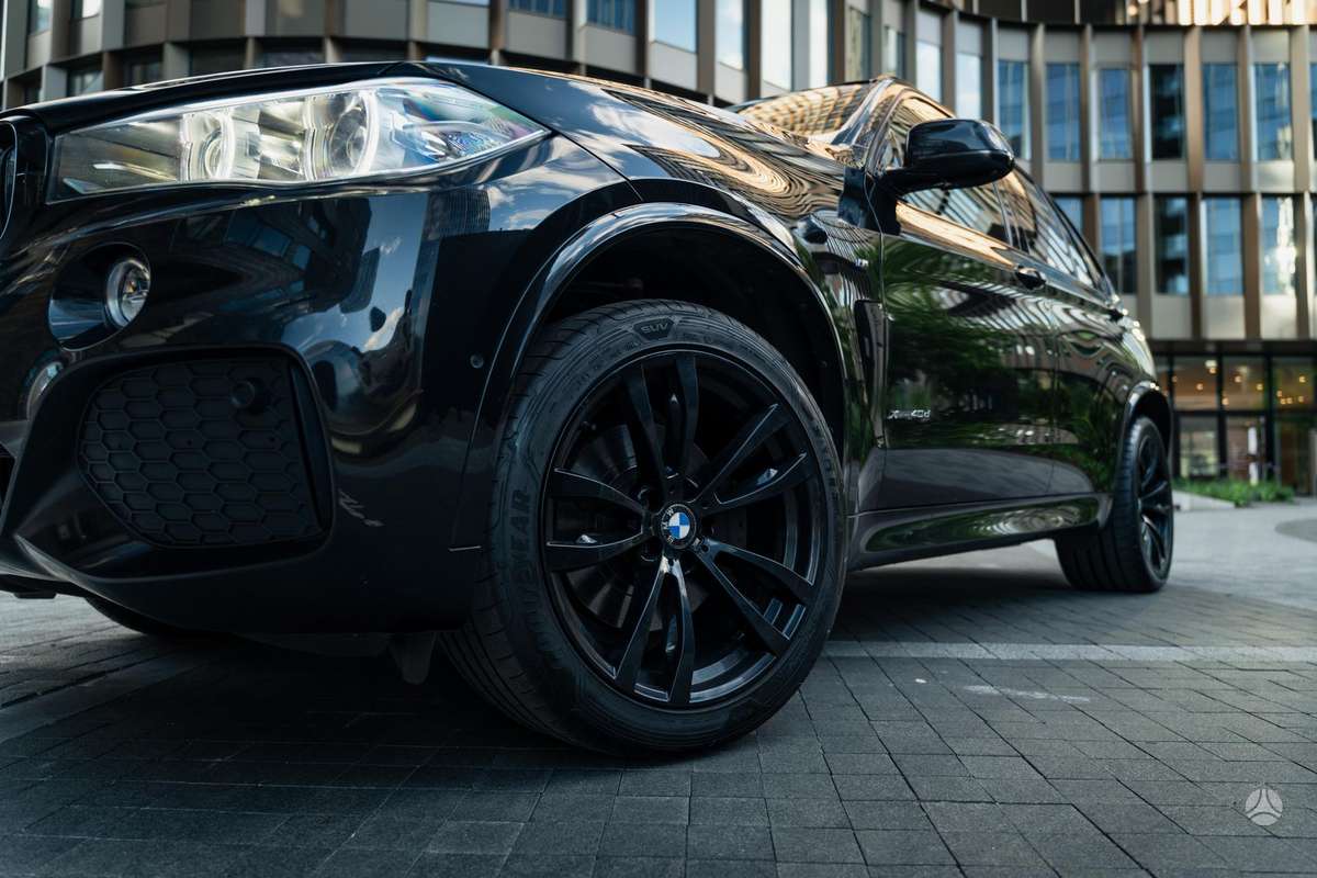 BMW X5 - 6