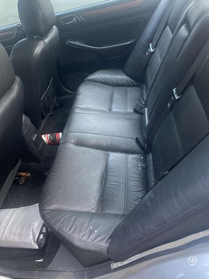 Honda Accord - 4