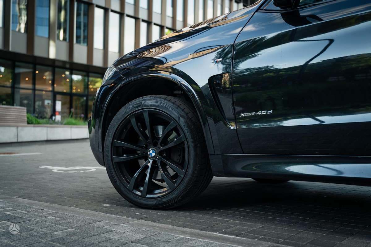 BMW X5 - 11