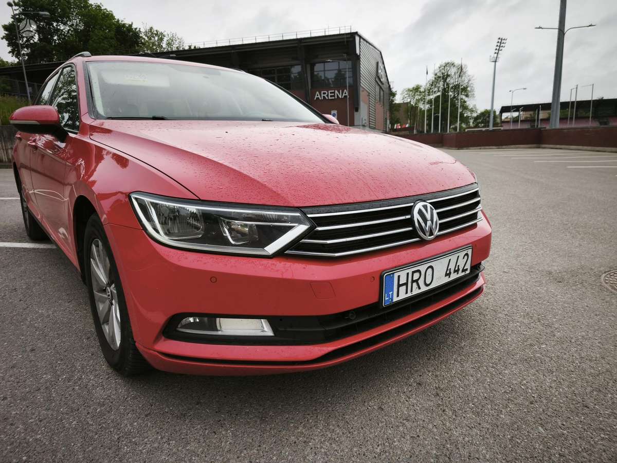 Volkswagen Passat - 3
