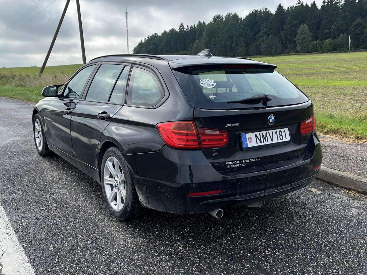 BMW 320 - 4