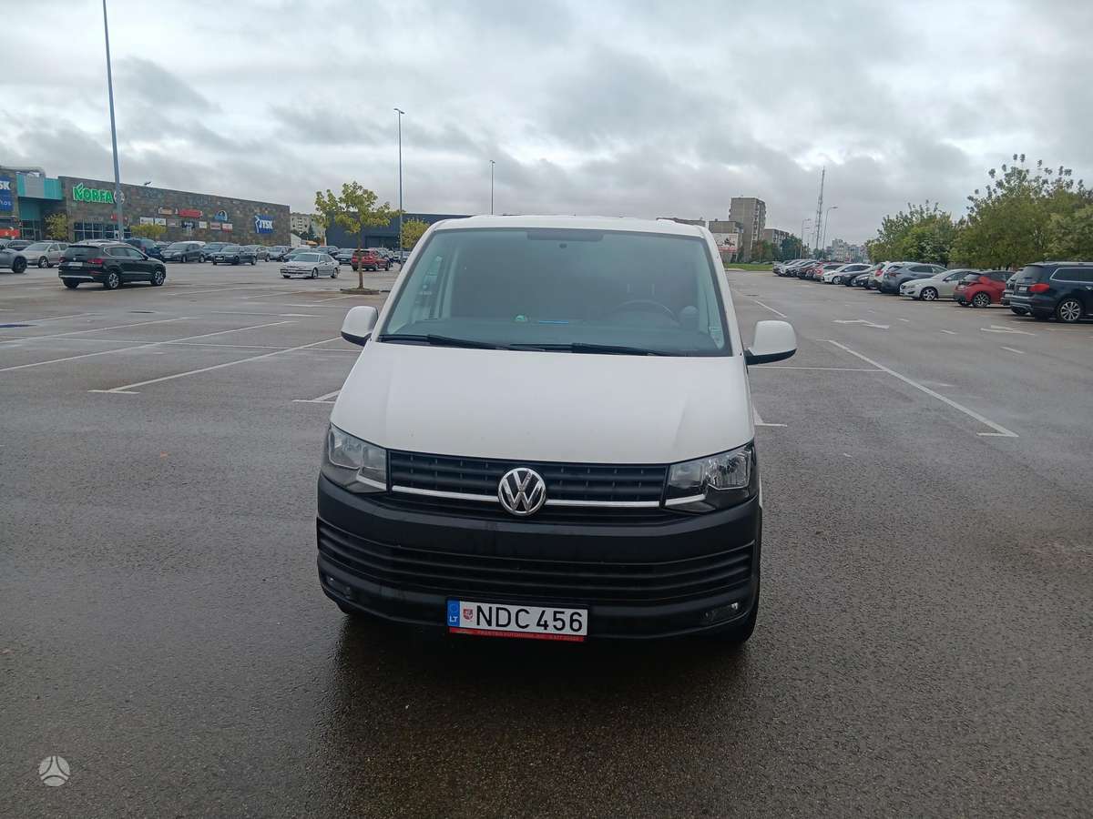 Volkswagen Transporter - 2