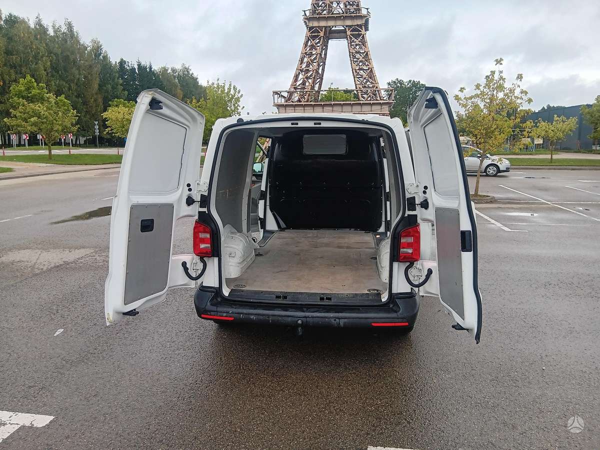 Volkswagen Transporter - 7