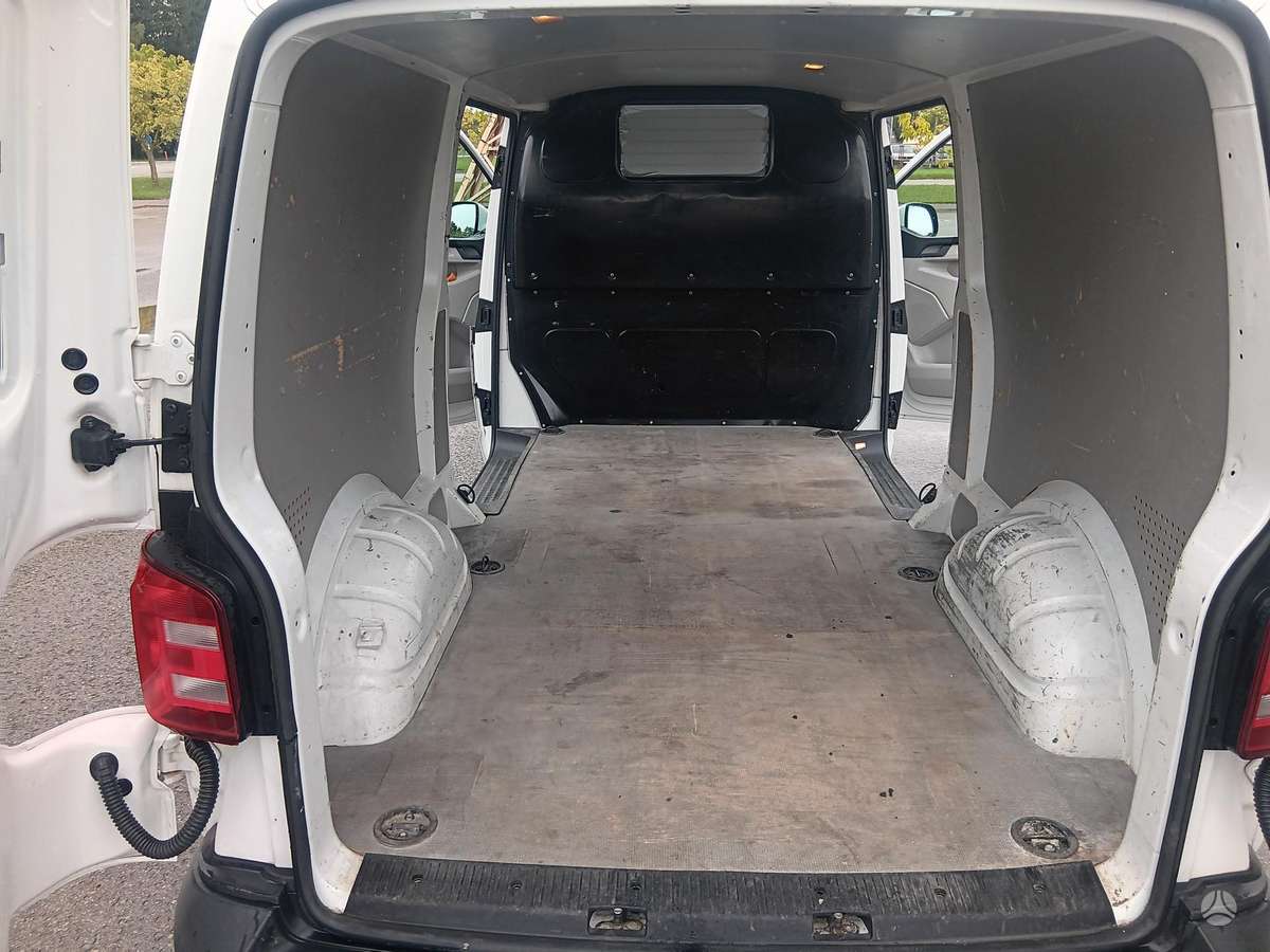 Volkswagen Transporter - 10