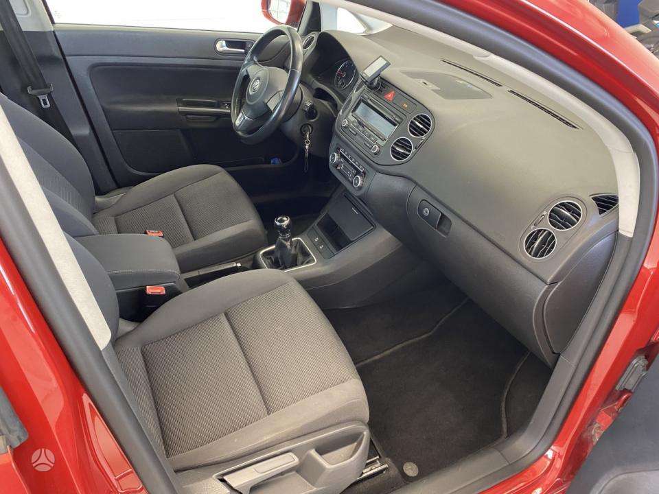 Volkswagen Golf Plus - 8