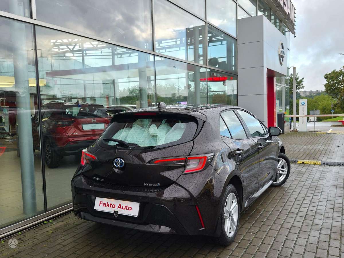 Toyota Corolla - 4
