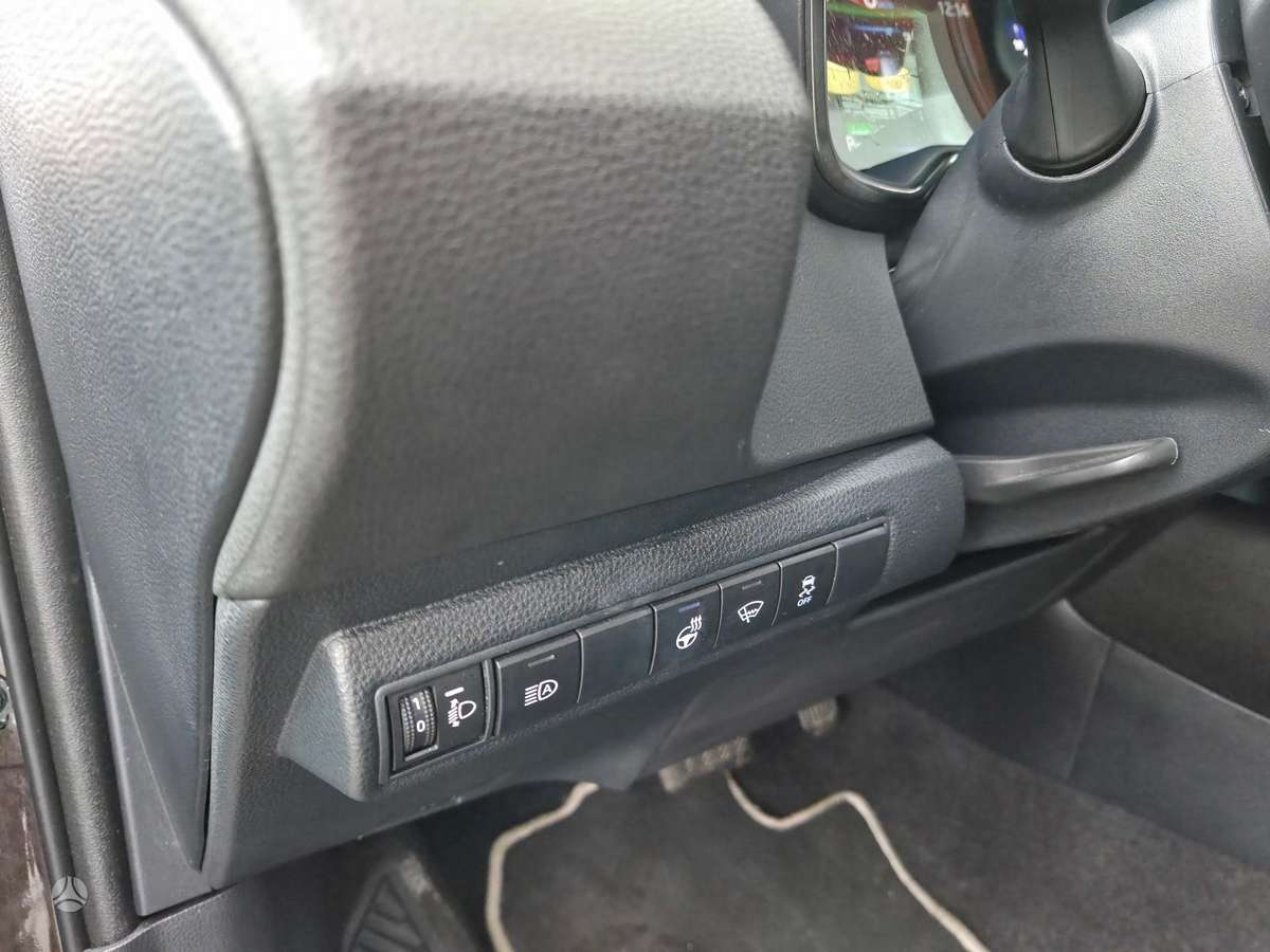 Toyota Corolla - 8