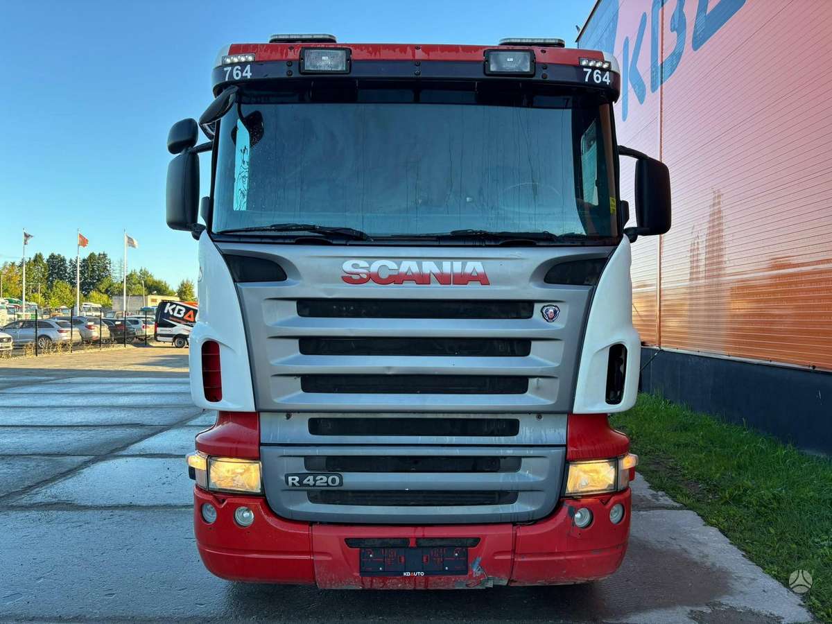 Scania R 420 6x2, dumpers with crane