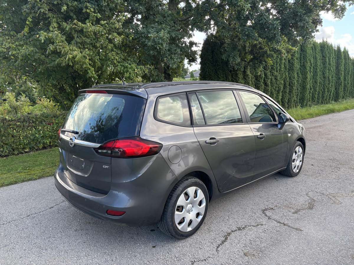 Opel Zafira - 4