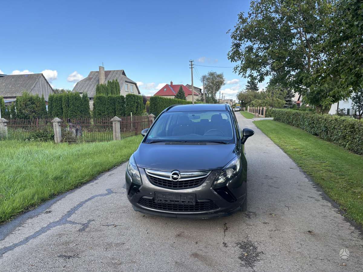 Opel Zafira - 9