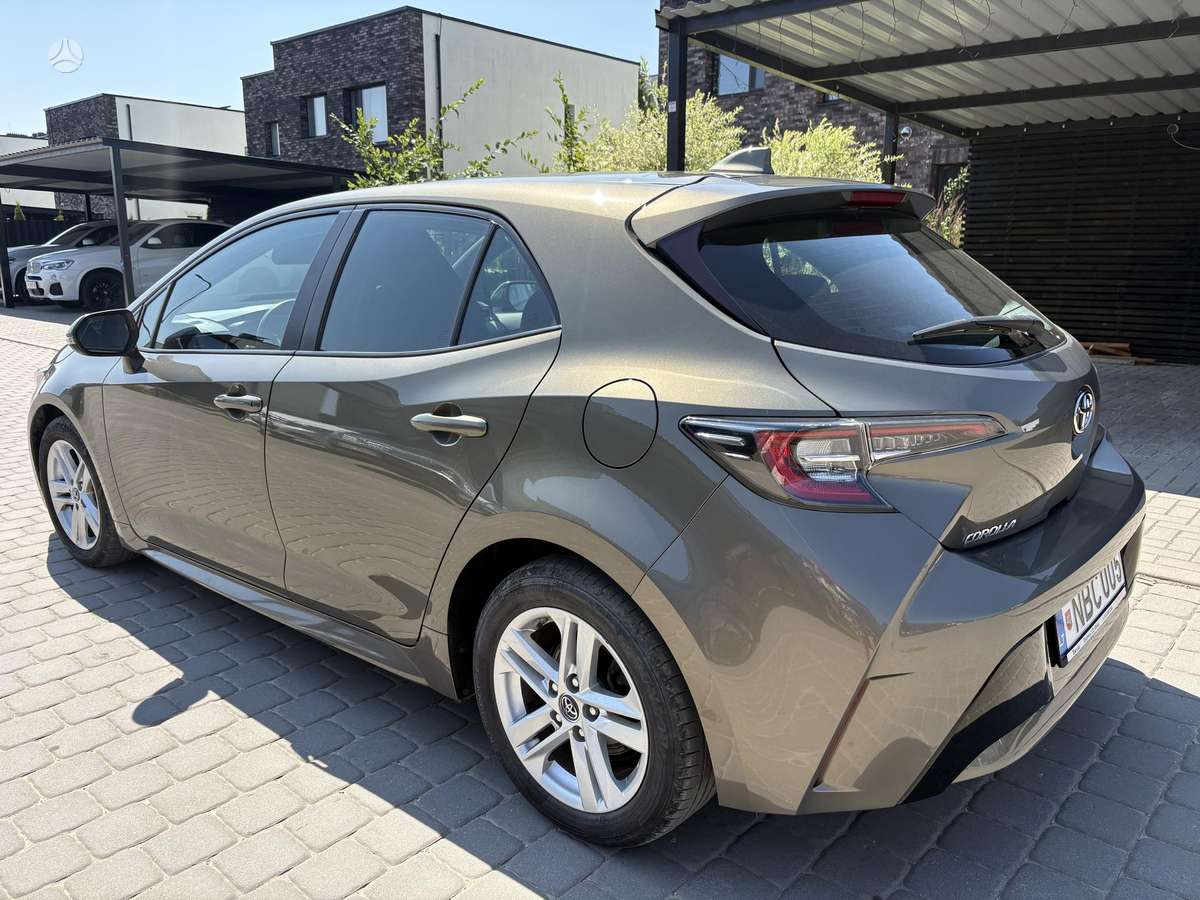 Toyota Corolla - 6