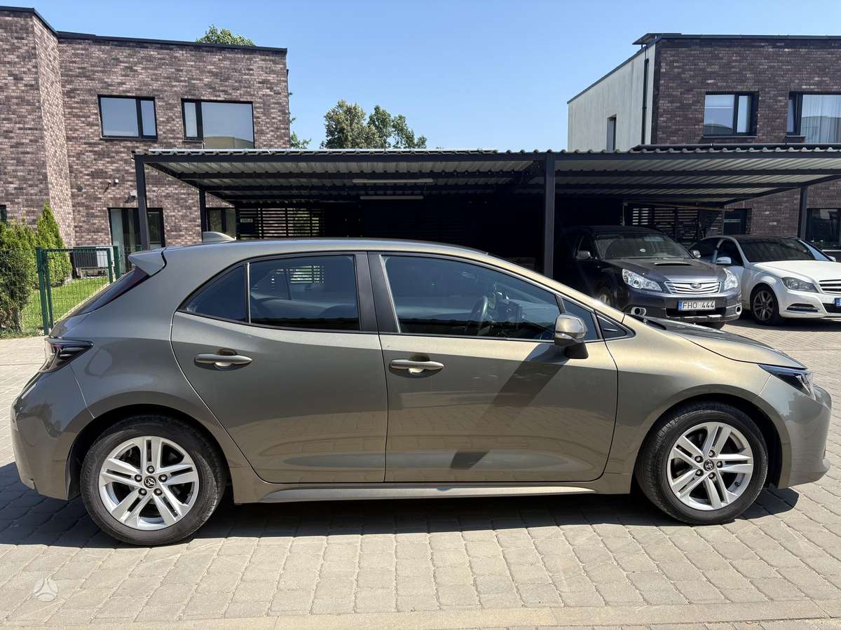 Toyota Corolla - 8