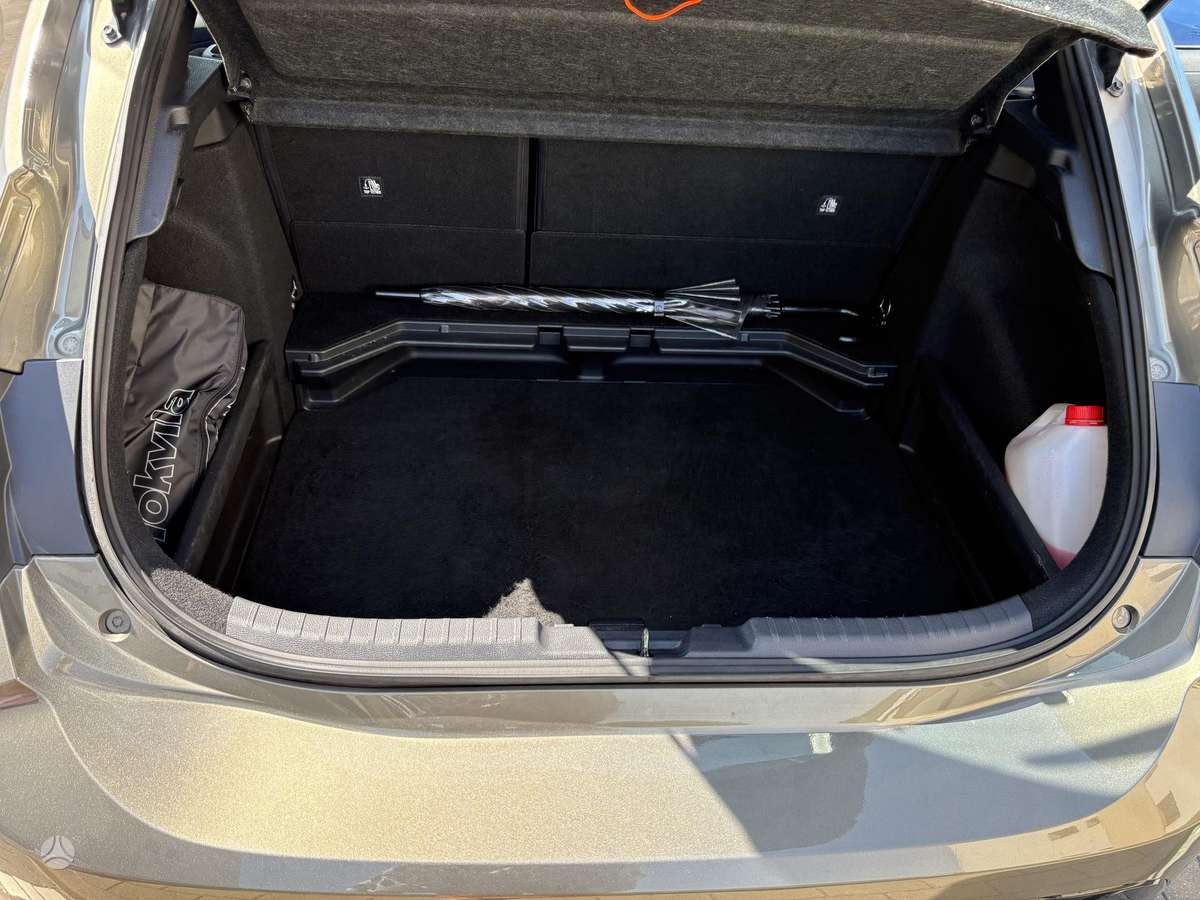 Toyota Corolla - 9