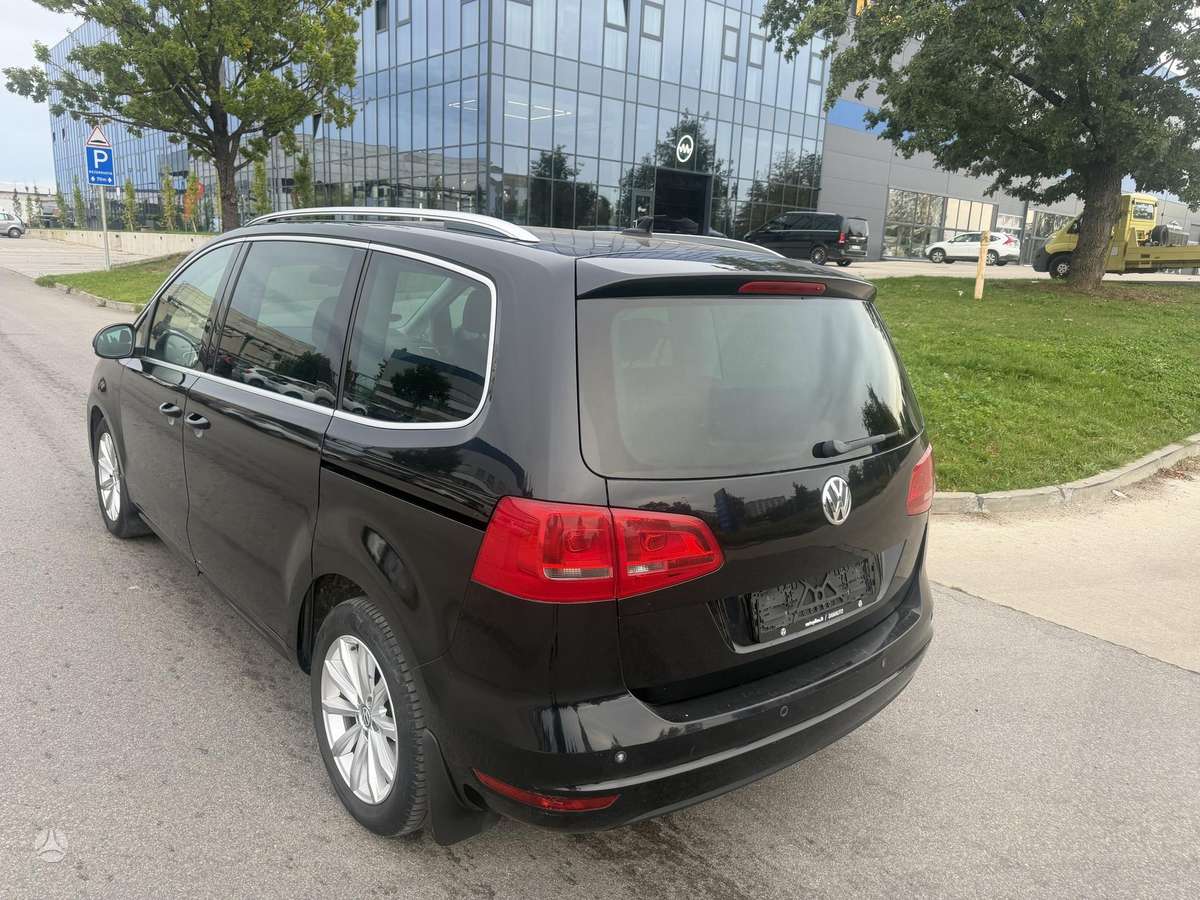 Volkswagen Sharan - 7