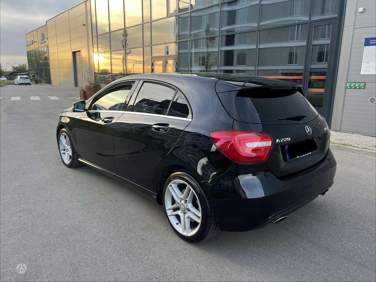 Mercedes-Benz A220 - 3