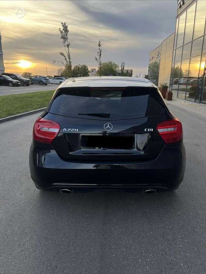 Mercedes-Benz A220 - 4