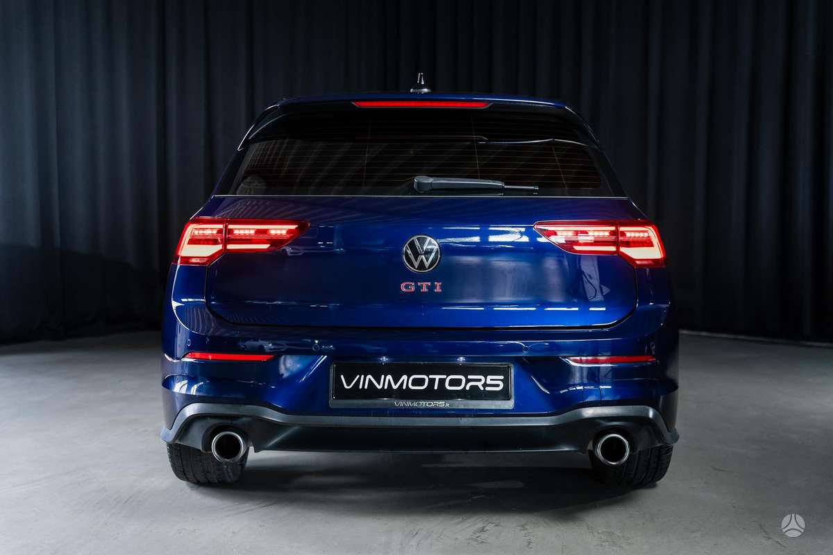 Volkswagen Golf - 5
