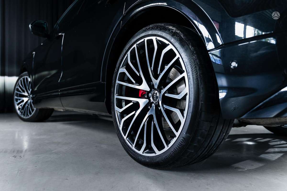 Audi Q8 - 11