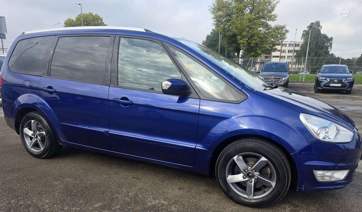 Ford Galaxy - 5