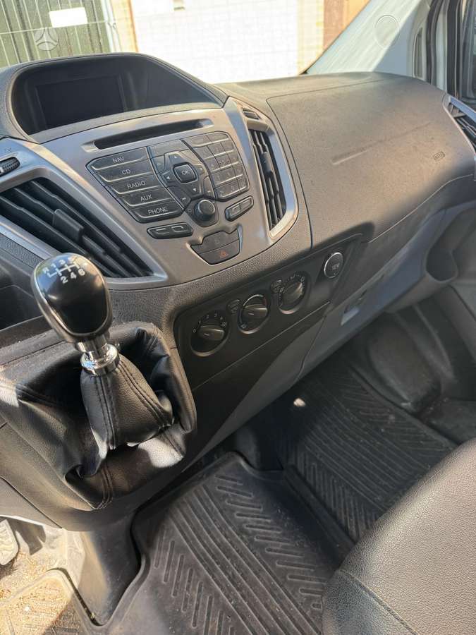 Ford Transit Custom - 7