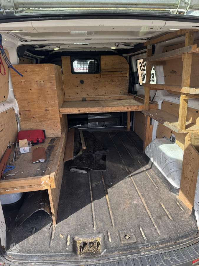 Ford Transit Custom - 9