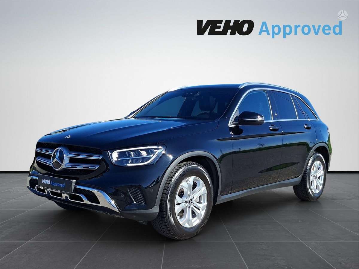 Mercedes-Benz GLC220 - 1