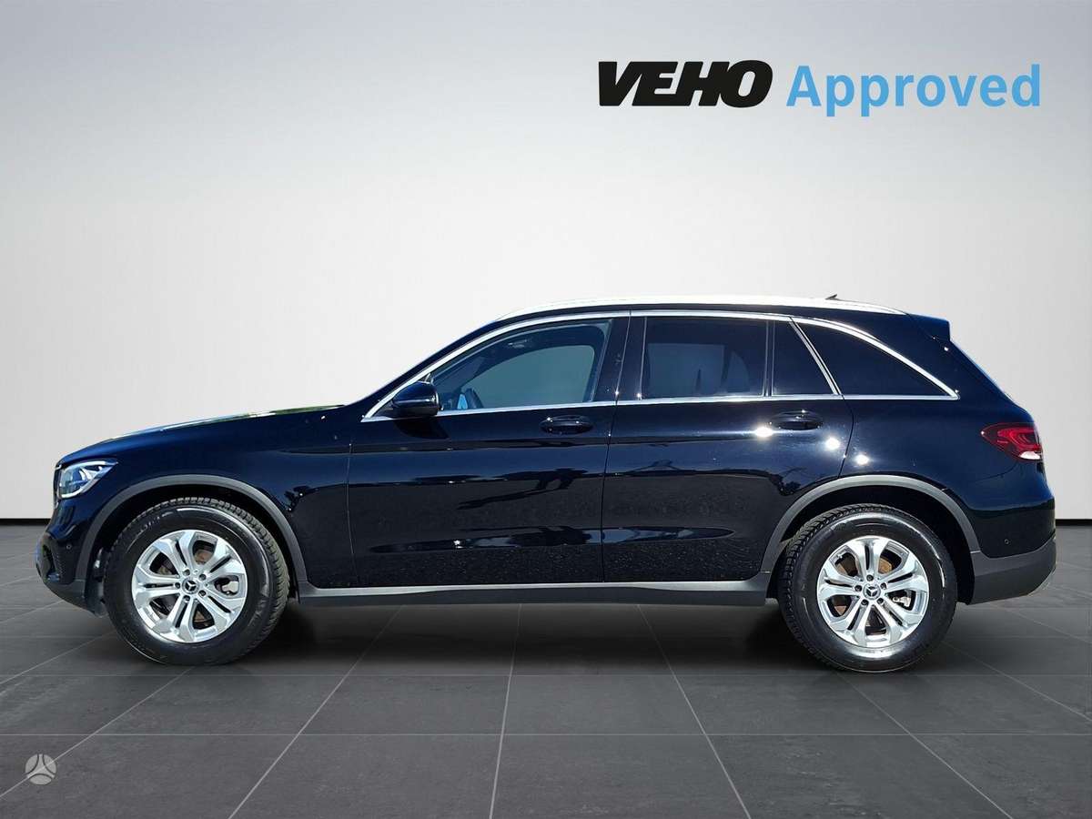Mercedes-Benz GLC220 - 8