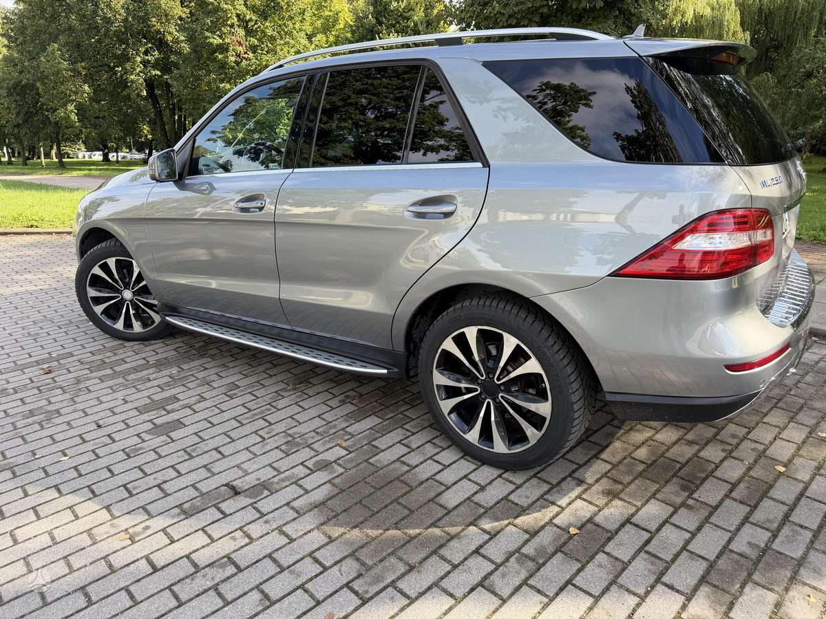 Mercedes-Benz ML250 - 3