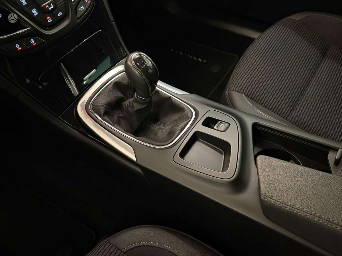 Opel Insignia - 3