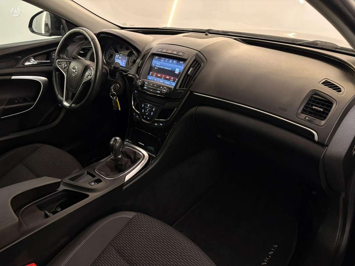 Opel Insignia, 2.0 l., Универсал