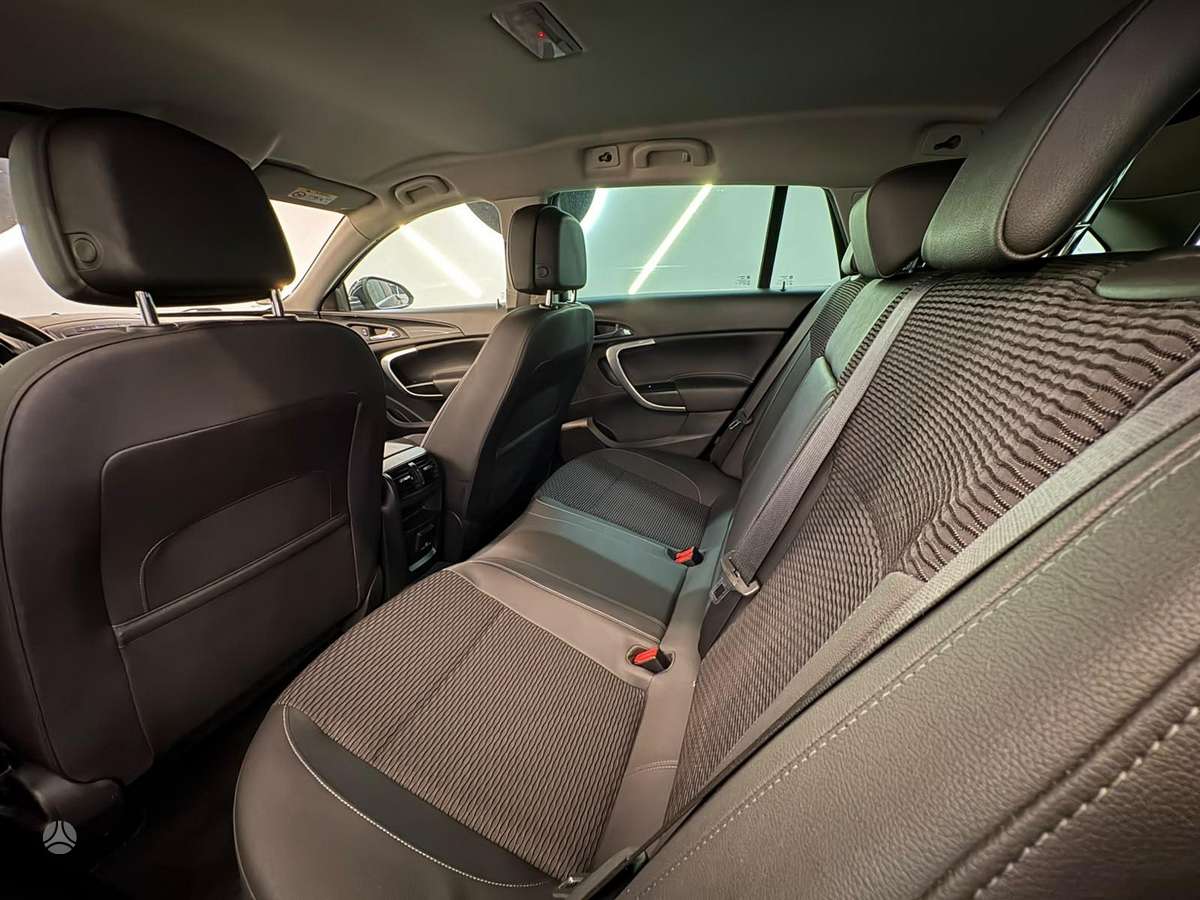 Opel Insignia, 2.0 l., Универсал